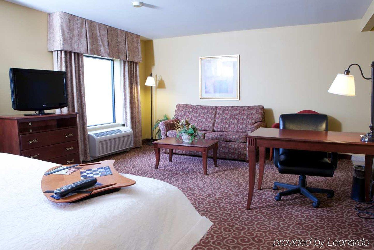 Hampton Inn By Hilton Litchfield Exterior foto